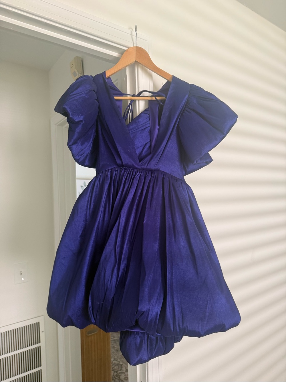 AKIRA CLEMENTINE BUTTERFLY SLEEVE MINI PUFF DRESS IN DARK PURPLE - Picture 2 of 7